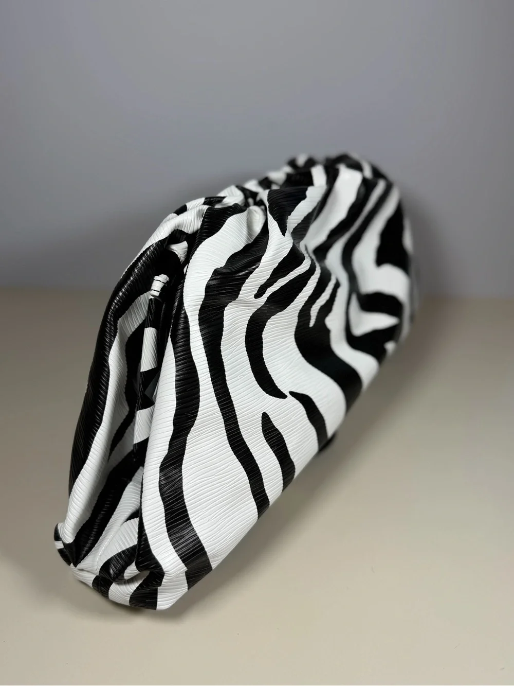 Unk Black & White Zebra Print Wristlet Clutch